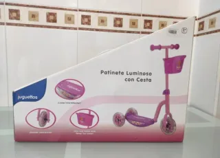 Patinete Juguettos Luminoso con Cesta