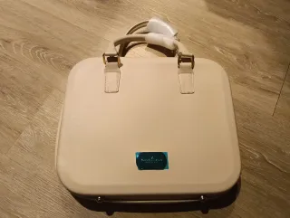 Maletín Young Living Beige