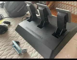 Volante Thrustmaster T300RS GT PS5/PS4