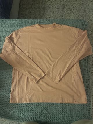 Abbigliamento vario: arancione e rosa