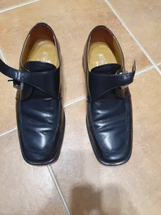 Scarpe eleganti nere da uomo