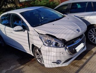 PEUGEOT 208 1.4 HDI 68 cv Allure Full optionals