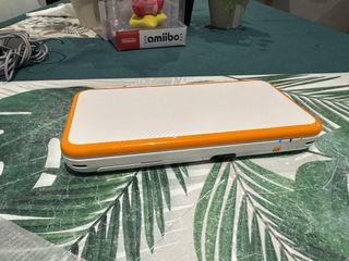 Nuovo Nintendo 2DS XL Bianco IMPECCABILE!