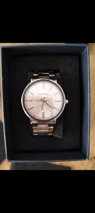 Reloj Exactime Plata y Blanco