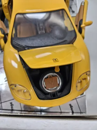 Ferrari 360Modena 1999 cod.3368 Bburago scala 1:18