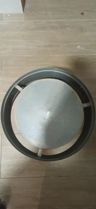 Sombrerete de chimenea metálico