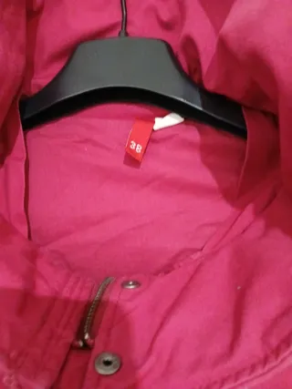 Cazadora H&M Tela Roja Talla 38