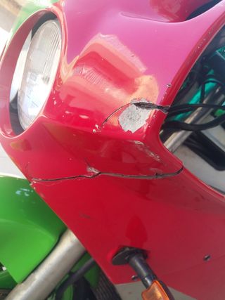 Kawasaki Ninja 750R Roja y Verde