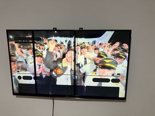Smart TV 3D Negra 40 pulgada mira la pantalla ojo!