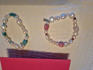 Pulseras TOUS de perlas y piedras