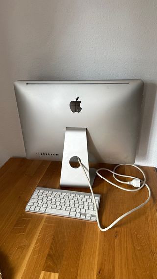 Apple iMac 21” Finales 2011 Plata