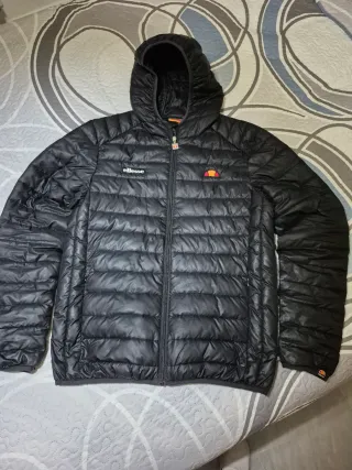 Abrigo acolchado con capucha Ellesse