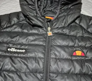 Abrigo acolchado con capucha Ellesse