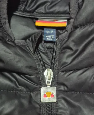 Abrigo acolchado con capucha Ellesse