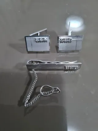 Conjunto Gemelos y Pisacorbatas con Brillantes