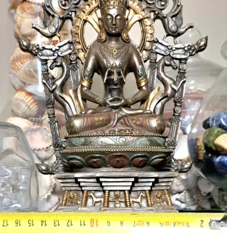 Grande Buddha Indiano dio della felicita lakshmi