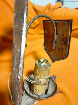 Aplique forja antiguo escudo metal