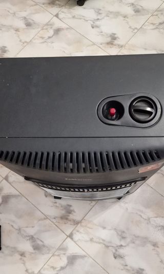 Estufa Solthermic Negra