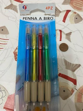 4 confezioni penne e matite glitter