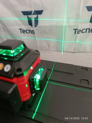 Nivel Láser 16 Líneas Verde 4D Trípode y 2 Bateria