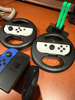 Controller Nintendo Switch e Base