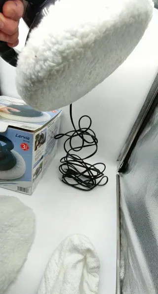 Lucidatrice Manuale Portatile + molti Accessori