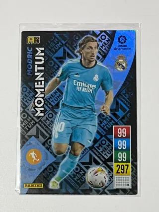 Momentums Adrenalyn XL 2021-22 Unai Simón y Modric