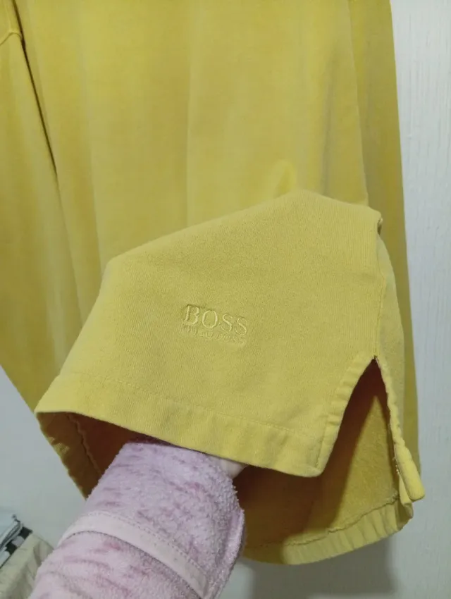 Sudadera vintage Hugo Boss amarilla Talla XL