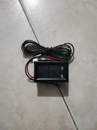 Termostato Digital Voltímetro y Termómetro