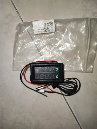 Termostato Digital Voltímetro y Termómetro