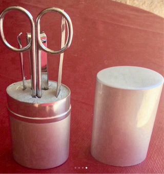 Estuche manicura completo/a estrenar