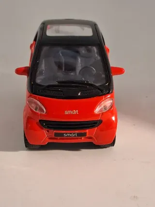 Smart Fortwo City-Coupé Maisto Scala 1:33.Nuovo.