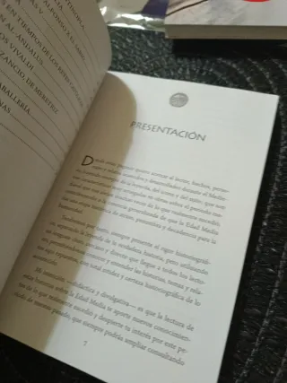 25 historias para conocer la Edad Media (Spanis...