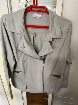 Chaqueta Yessica Negra Talla L/XL