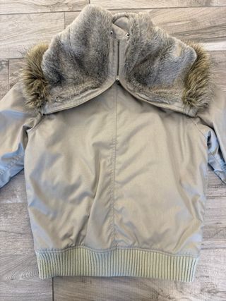 Giacca Woolrich con cappuccio e pelliccia