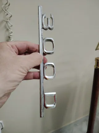 Anagrama Metal Mercedes W123 Original