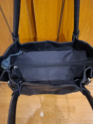 Bolso negro Bugatti