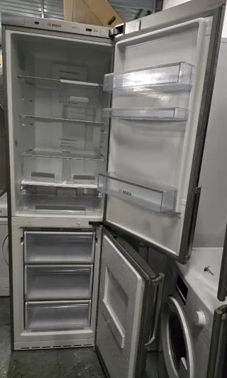 Nevera Bosch Acero Inoxidable 2 metros 190€