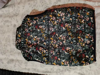Chaleco floral acolchado name it talla 5 años