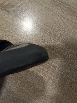 Pies de gato Garra Unkai Talla 37