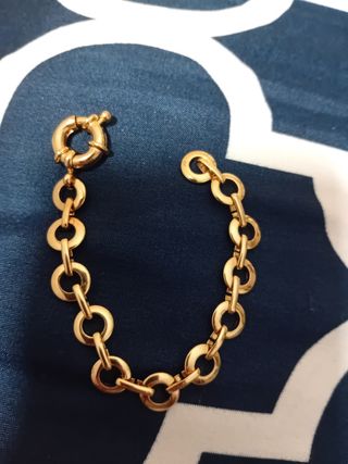 Pulsera eslabones dorados con cierre