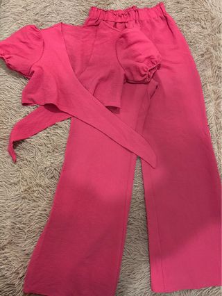 Conjunto Top y Pantalón Rosa Fucsia