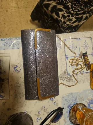 Bolso de fiesta plateado y dorado