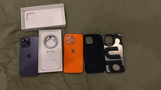 iPhone 14 Pro Max + Accessori