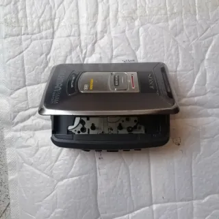 Sony Walkman FM/AM WM-FX171