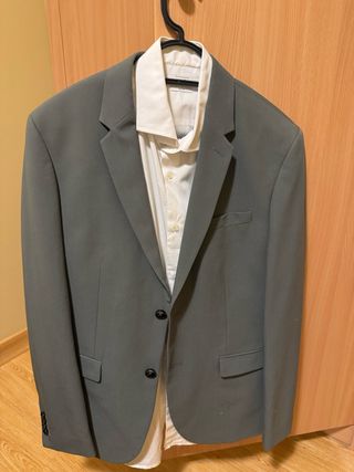 Traje Mango Gris Talla M + Camisa Blanca