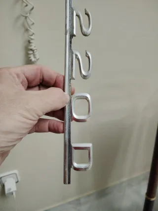 Anagrama, logo Mercedes 220 Diesel