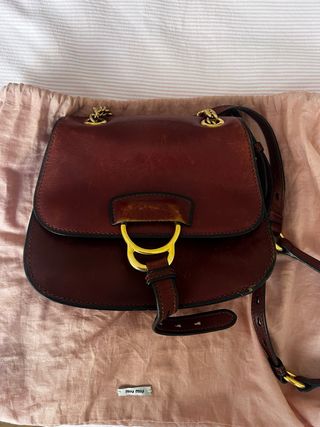 Borsa Miu Miu in pelle marrone invecchiata dorata