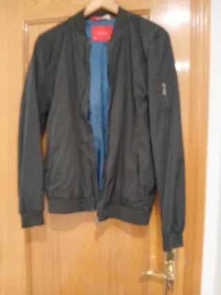 Cazadora Impermeable Zara Hombre Talla M