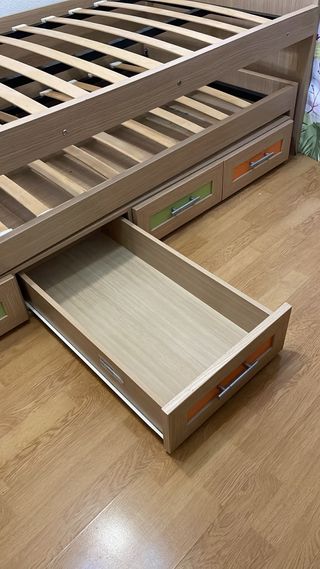 Cama nido de madera con cajones